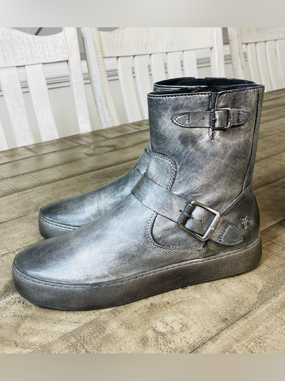 Frye Lena Engineer Boot Sneaker Metallic Silver Leather Women’s Size 8 M